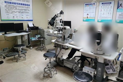 抚顺爱尔眼科医院2楼综合检查室