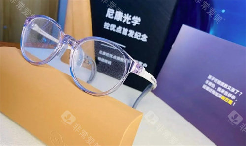 尼康控优点镜片实拍