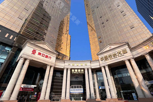 希玛林顺潮眼科中心怎样?想要找一家靠谱正规眼科可放心去它家，点击看简介!