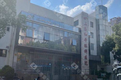 上海和平眼科专科医院官网预约挂号通道开启，24小时在线便捷服务！