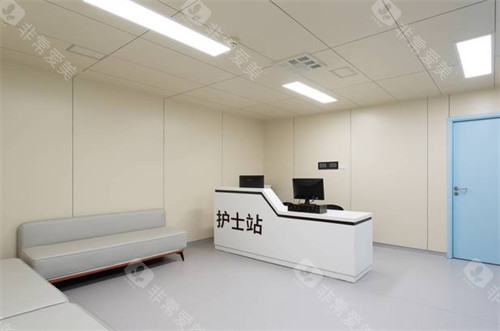 包头市朝聚眼科医院护士站