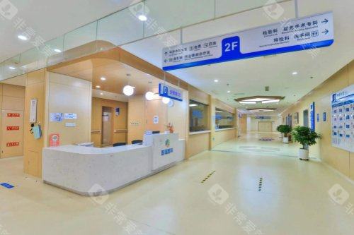 沈阳普瑞眼科医院分诊台
