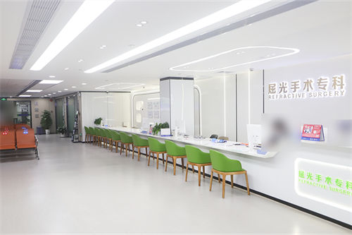 深圳正规眼科医院排名有哪些？深圳爱尔、光爱、威沃、黑马、华厦5家眼科医院推荐！