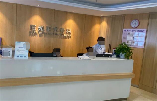 重庆万州爱尔眼科地址在哪里，怎么坐地铁去，具体位置-乘车路线-医院优势查看！