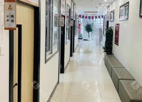 深圳黑马眼科怎么样？华强北正规眼科|综合医生坐诊|全飞秒技术靠前