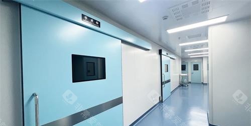 上海柠盟眼科手术室外