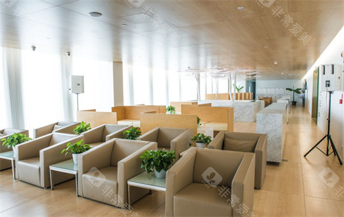 乌鲁木齐美尼康休息区