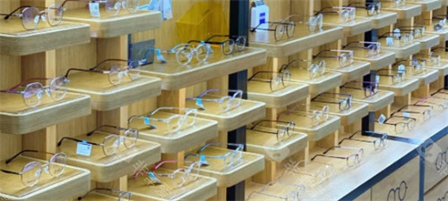 多种类型的新乐学近视防控镜
