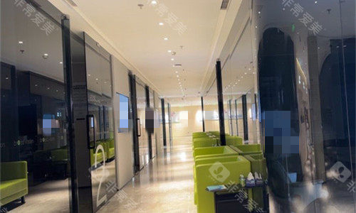 郑州视献眼科走廊图