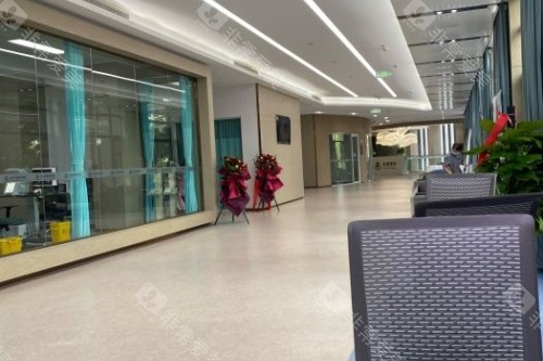 郑州尖峰眼科医院内部环境