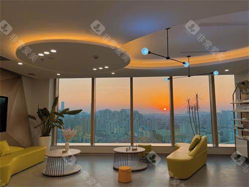 南京维视眼科医院内部休息区