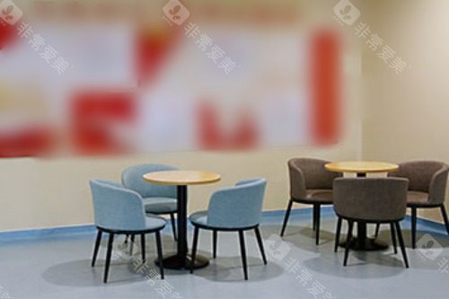 山西***六楼大厅