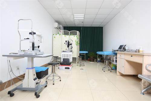 安徽淮南泽明眼科医院操作间示意图