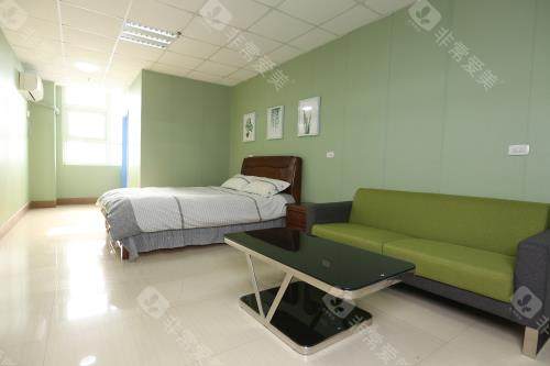 安徽淮南泽明眼科医院病房等候