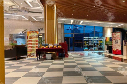 沈阳爱尔眼科大厅环境图