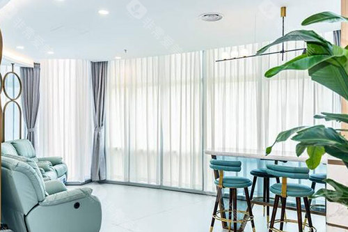 深圳悦瞳眼科环境一角