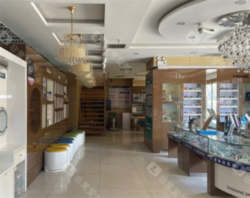 太原爱维视眼科大厅环境图