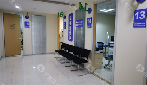 郑州爱尔眼科医院影像科