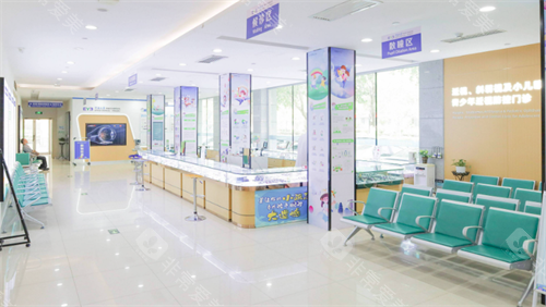 郑州爱尔眼科医院青少年