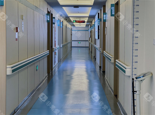 南通文慈眼科医院走廊