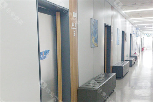 北京华德眼科走廊环境