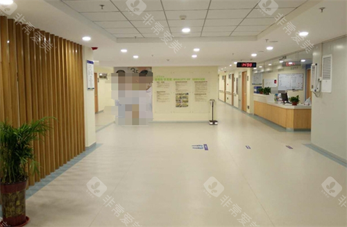 沧州爱尔眼科医院侧厅环境