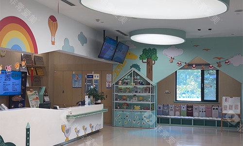 西安存济口腔儿童娱乐区