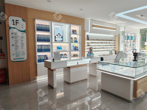 保定新视眼科医院近视眼手术好不好？技术精尖+医生资历深+口碑爆棚的实力之选