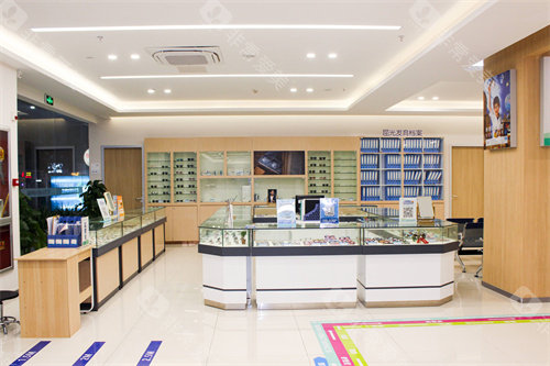 2026宜春爱尔眼科医院价格表费用明细：从近视矫正到小儿视光，全飞秒14800元起，收费清单收藏！