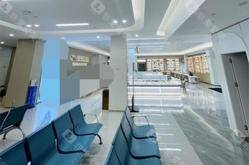 昆明华厦眼科医生技术怎么样？刘艳红/龙俊飞/肖在林领衔，技术覆盖全年龄段