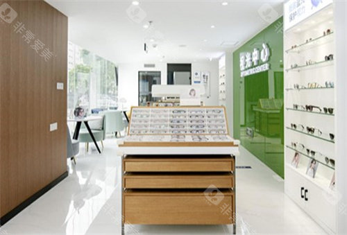 苏州太学眼科医生技术怎么样？汪俊|欧阳小平|吴志贤领衔全飞秒/ICL技术