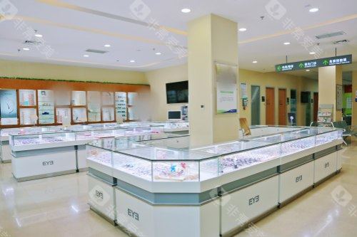 长治爱尔眼科医生推荐：张建强医生领衔屈光矫正技术革新