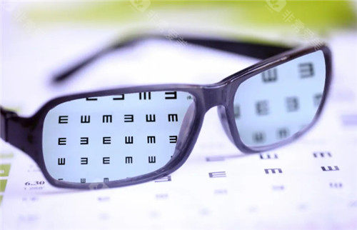 郑州爱尔眼科价格表全解析：全飞秒20000元起|ICL晶体植入32600元起|半飞秒13800元起