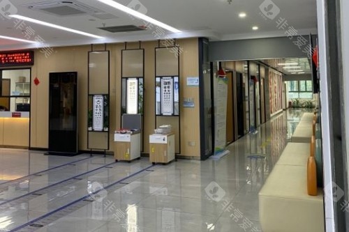 福州亮睛眼科做近视手术怎么样，环境服务医生技术好/视力改善快体验佳！