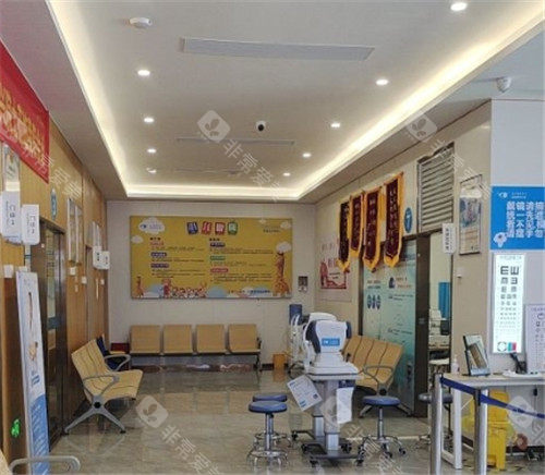 莆田华厦眼科收费价格表，近视矫正7800元起/白内障4500元起/青光眼3000元起！