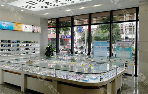 汕头慧晶眼科医院林小铭医生怎么样？医师医师、医师实力揭秘，擅长青少年近视防控等多领域！